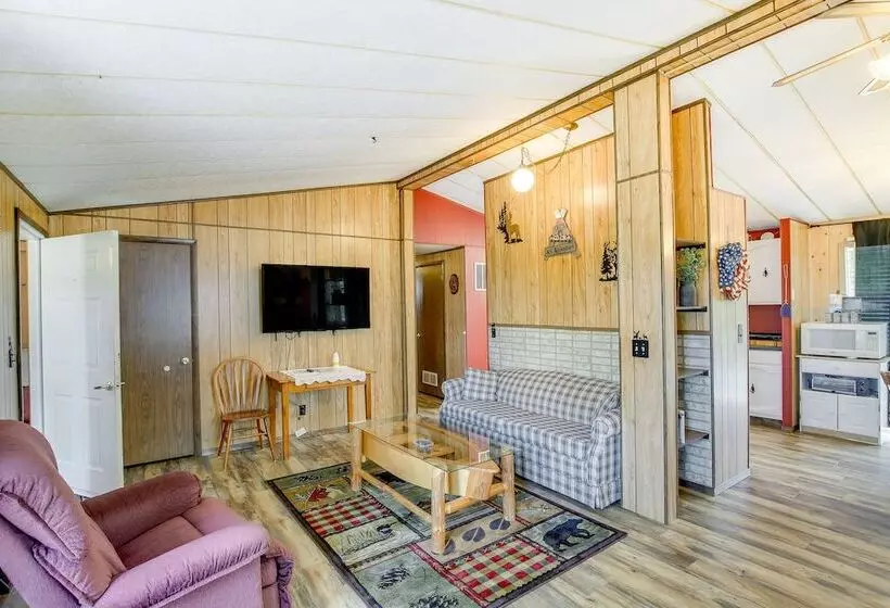 Pet Friendly Arkdale Vacation Rental, 2 Mi To Lake