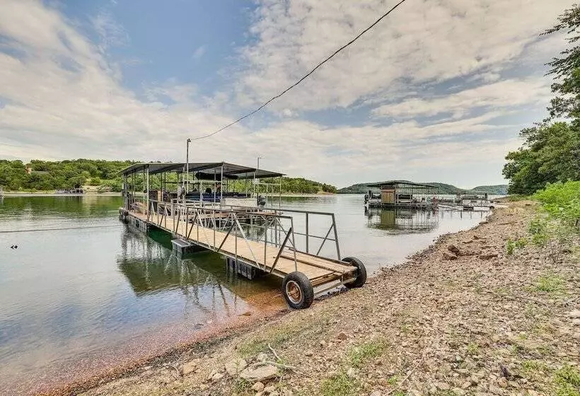 Pet Friendly Garfield Cabin On Beaver Lake!