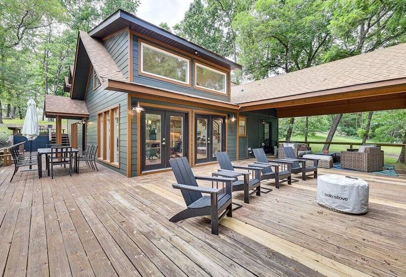 Pet Friendly Garfield Cabin On Beaver Lake!