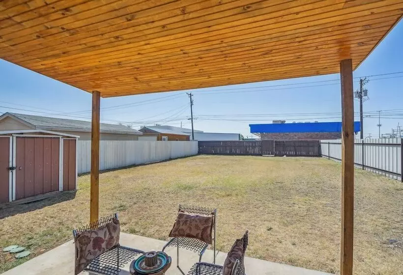 Quaint Midland Home ~ 1 Mi To Downtown!