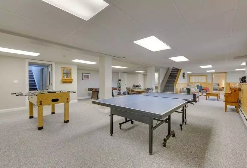 Secluded Calais Getaway: Deck, Hot Tub & More!