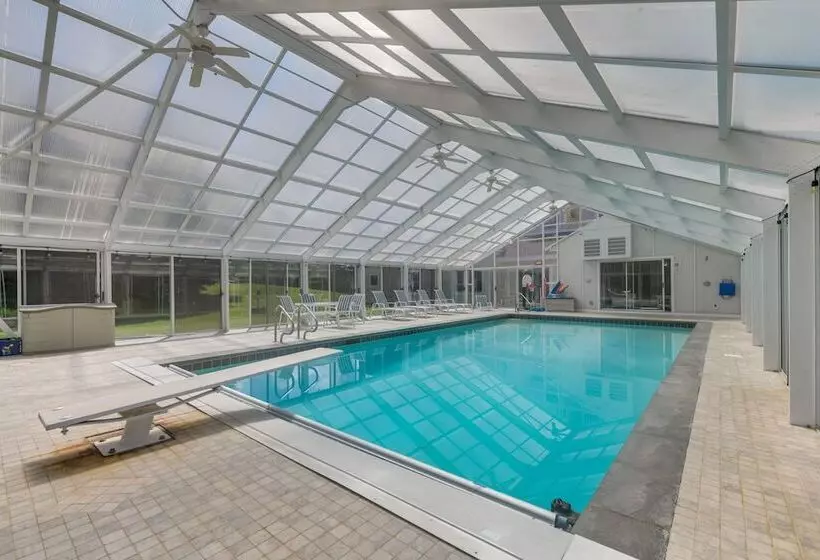 Secluded Calais Getaway: Deck, Hot Tub & More!