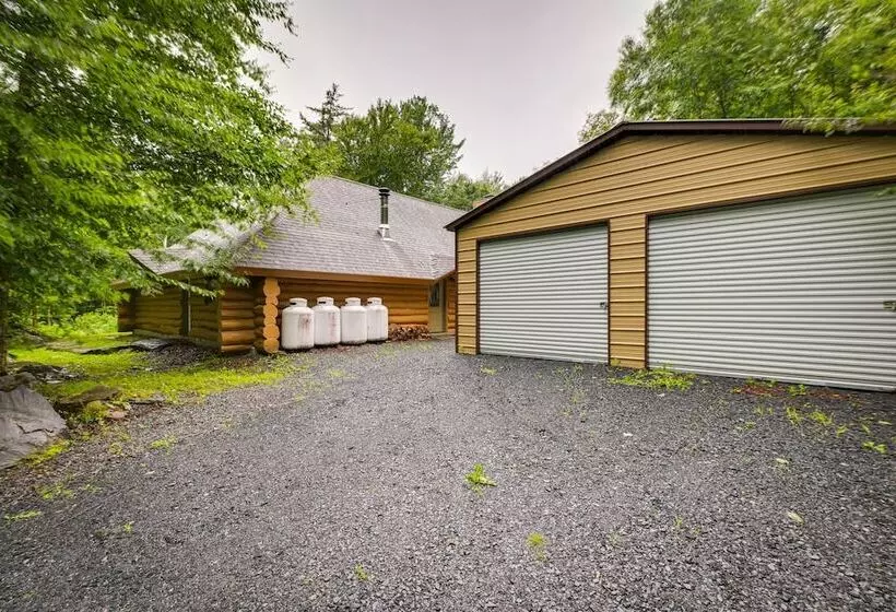 Secluded Greenville Cabin: Walk To Moosehead Lake!