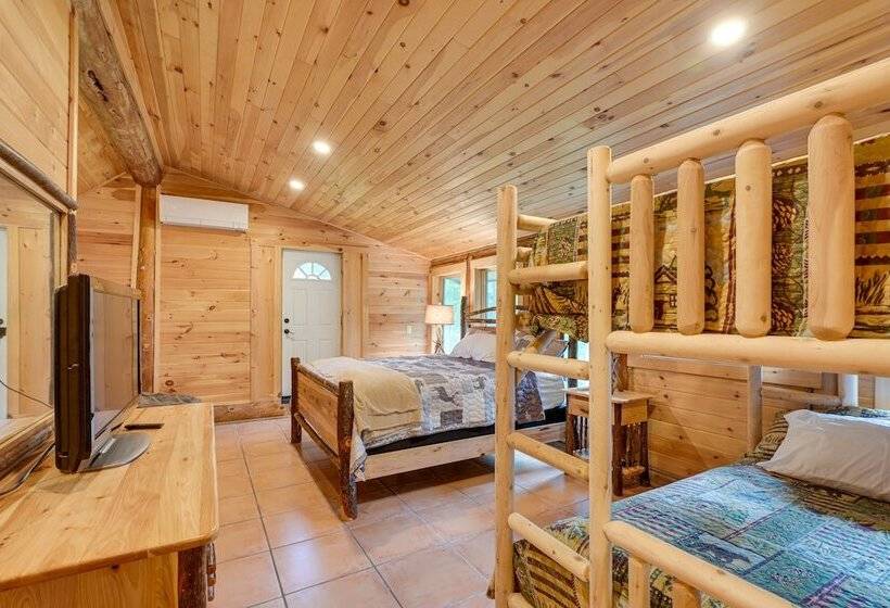 Secluded Greenville Cabin: Walk To Moosehead Lake!