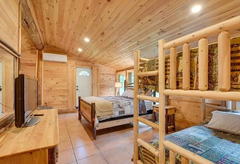 Secluded Greenville Cabin: Walk To Moosehead Lake!