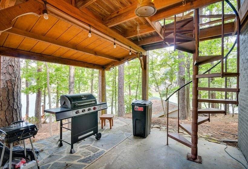 Spacious Alexander City Retreat W/ Private Dock!