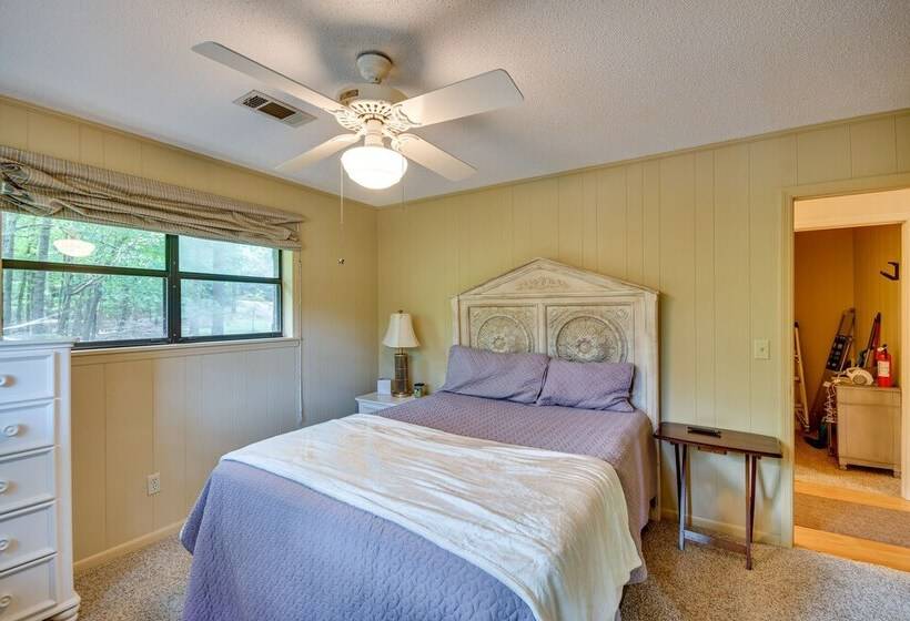 Spacious Alexander City Retreat W/ Private Dock!