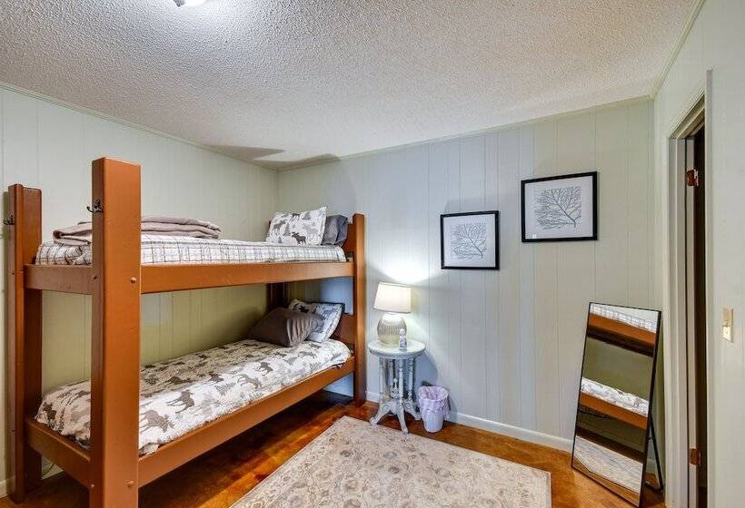 Spacious Alexander City Retreat W/ Private Dock!