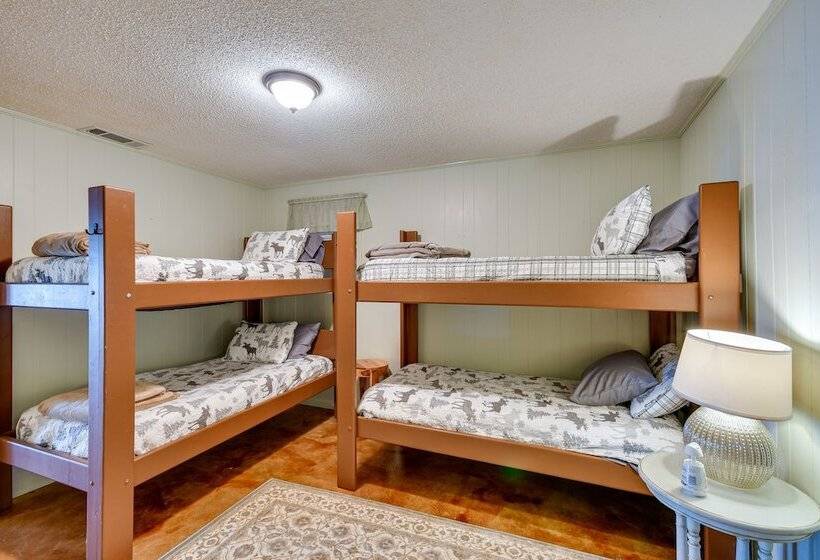 Spacious Alexander City Retreat W/ Private Dock!