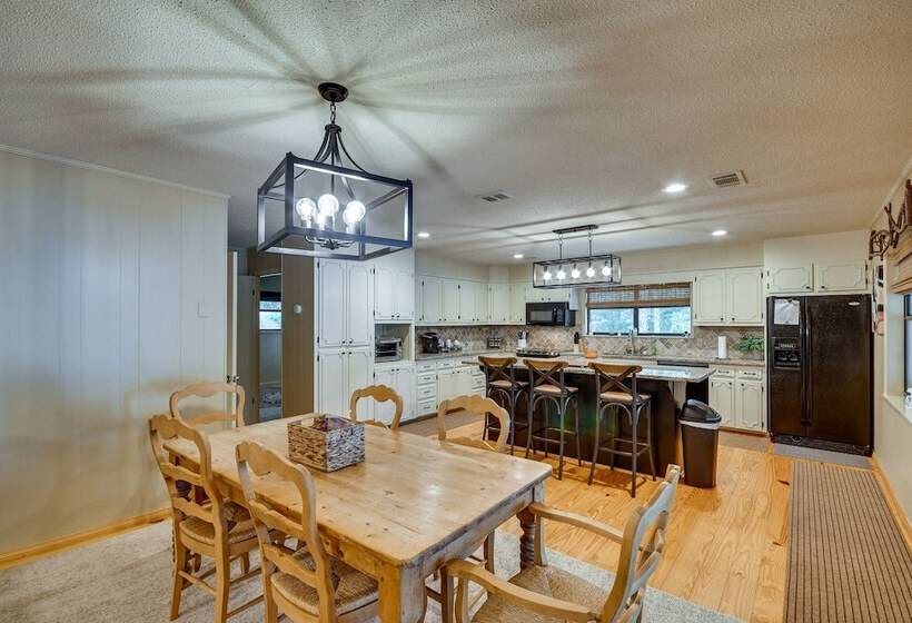 Spacious Alexander City Retreat W/ Private Dock!