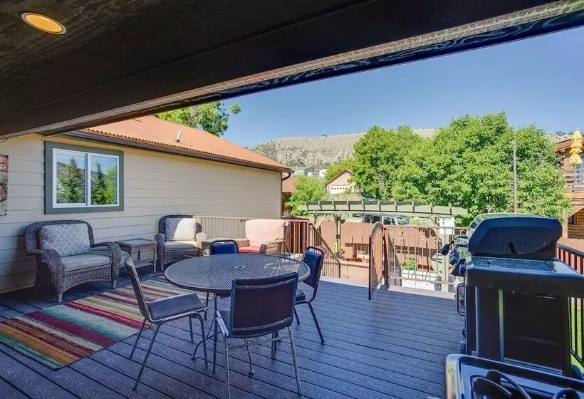 Spacious Home W/ Deck: 5 Mi To Ridgway State Park!