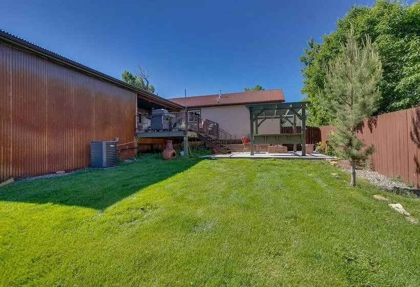 Spacious Home W/ Deck: 5 Mi To Ridgway State Park!