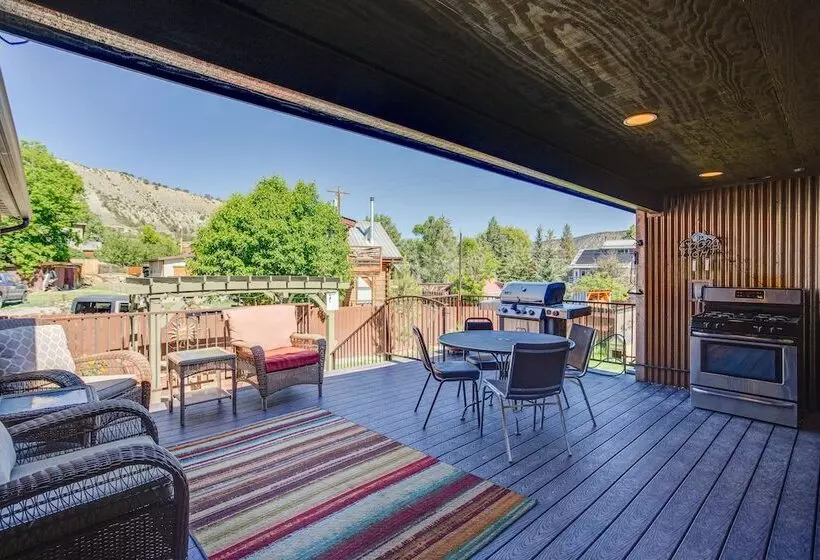 Spacious Home W/ Deck: 5 Mi To Ridgway State Park!