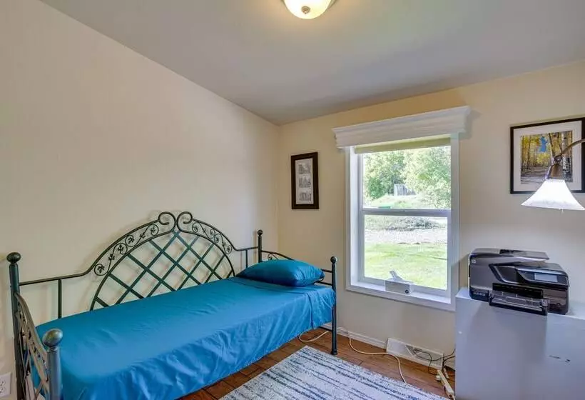 Spacious Home W/ Deck: 5 Mi To Ridgway State Park!