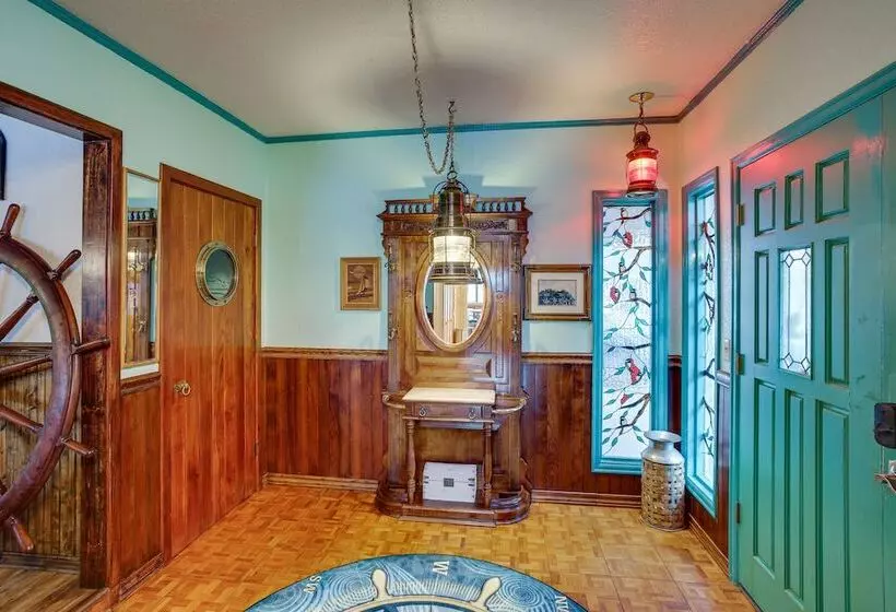 Tacoma Home On Steilacoom Lake W/ Dock!