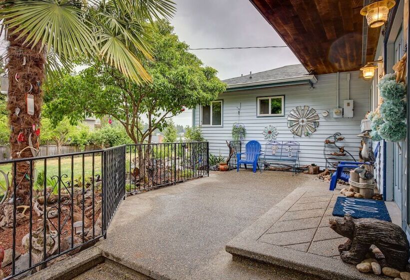 Tacoma Home On Steilacoom Lake W/ Dock!