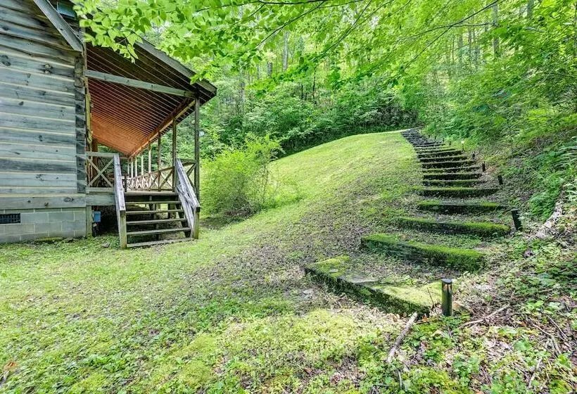 Topton Cabin W/ Hot Tub   6 Mi To Nantahala Lake!