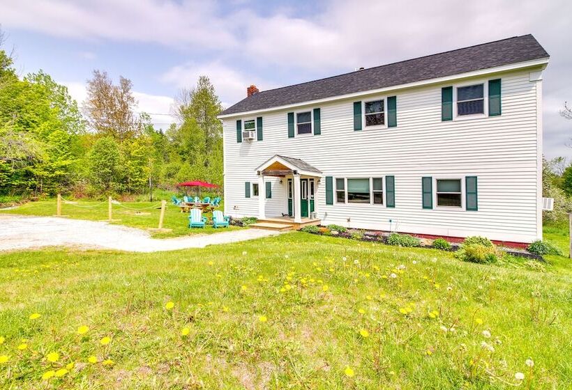 Vermont Vacation Rental: Hot Tub, Near Ski Resorts