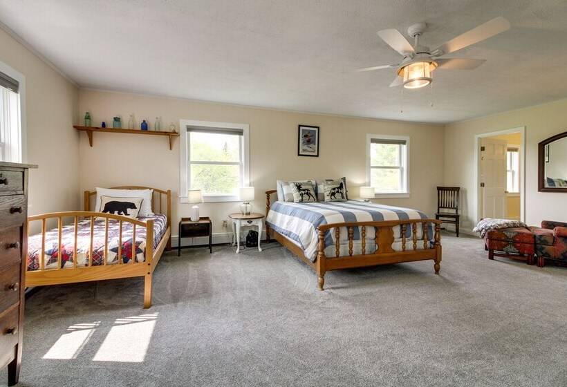 Vermont Vacation Rental: Hot Tub, Near Ski Resorts