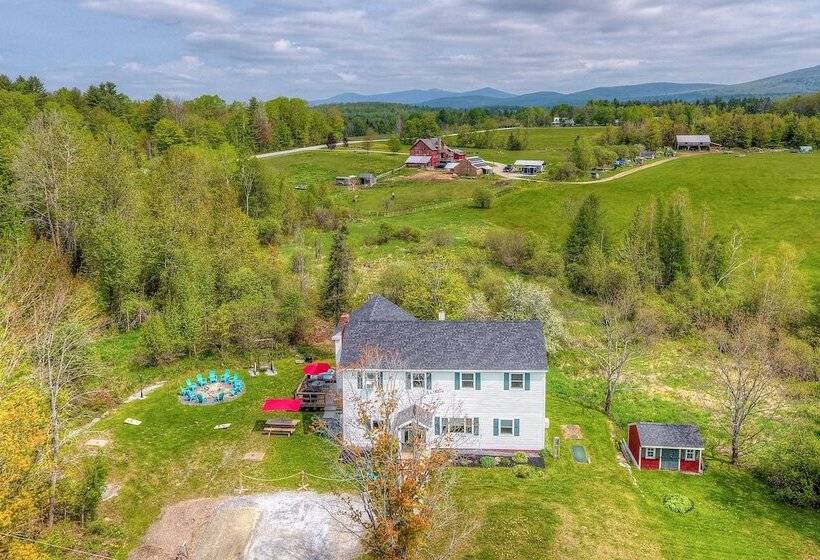 Vermont Vacation Rental: Hot Tub, Near Ski Resorts