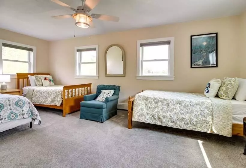 Vermont Vacation Rental: Hot Tub, Near Ski Resorts