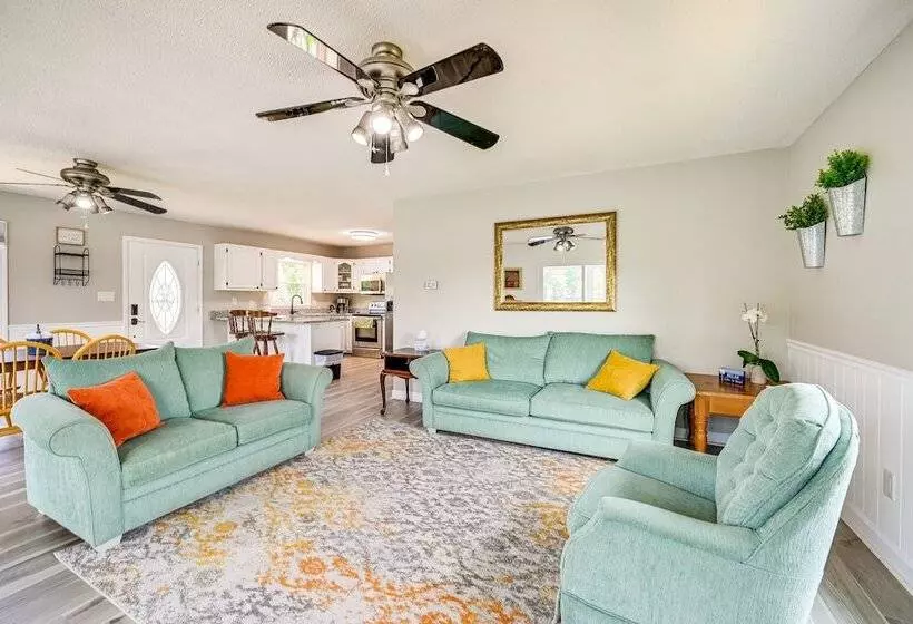 Waterfront Badin Lake Getaway: Boat Dock, Fire Pit