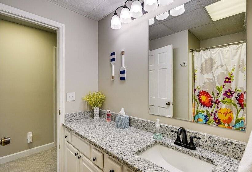 Waterfront Badin Lake Getaway: Boat Dock, Fire Pit