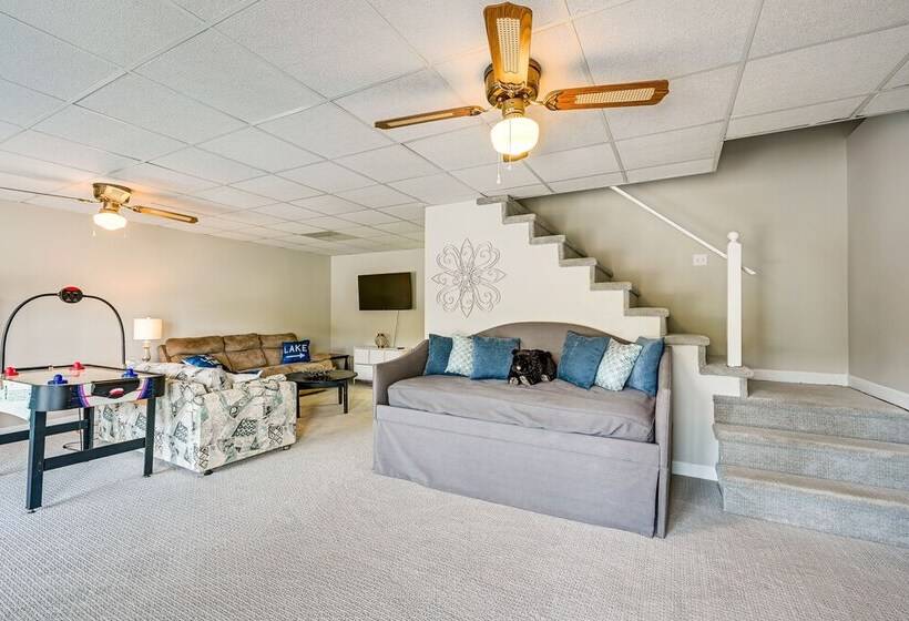 Waterfront Badin Lake Getaway: Boat Dock, Fire Pit