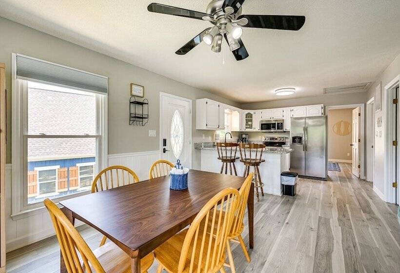 Waterfront Badin Lake Getaway: Boat Dock, Fire Pit