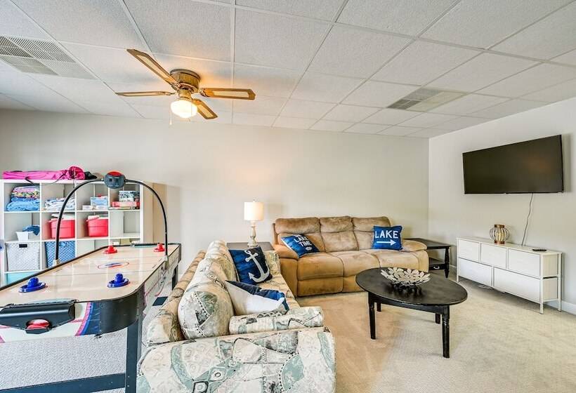 Waterfront Badin Lake Getaway: Boat Dock, Fire Pit