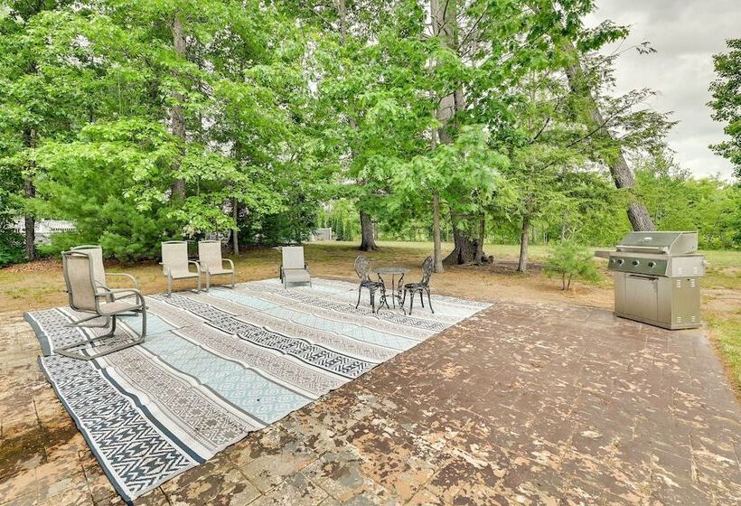 Woodsy Ballston Spa Home: 4 Mi To State Park!