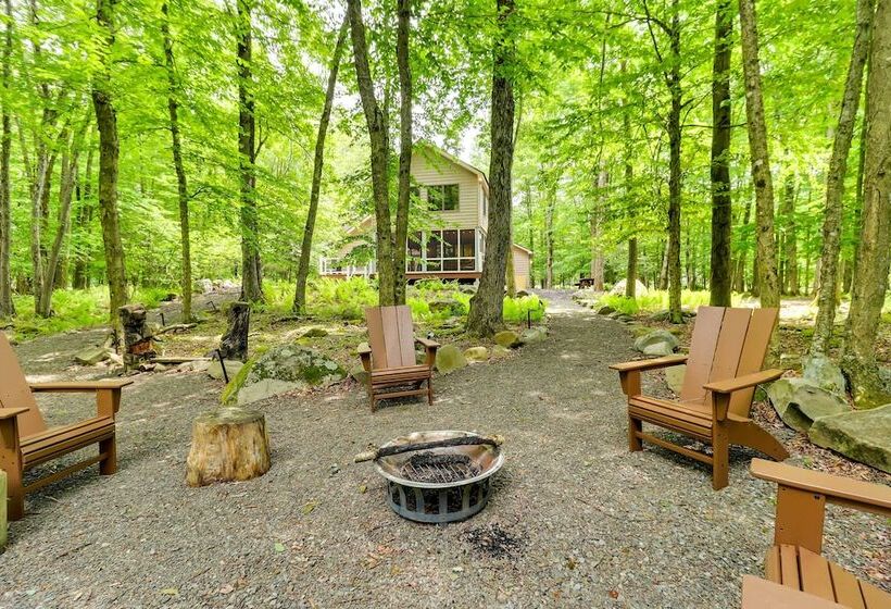Woodsy Big Bass Lake Hideaway W/ Fire Pit + Deck!