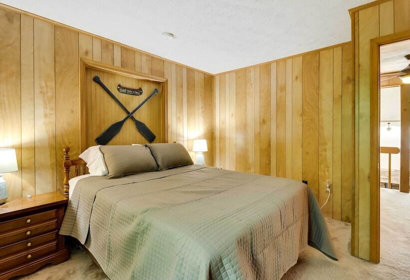 Woodsy Big Bass Lake Hideaway W/ Fire Pit + Deck!