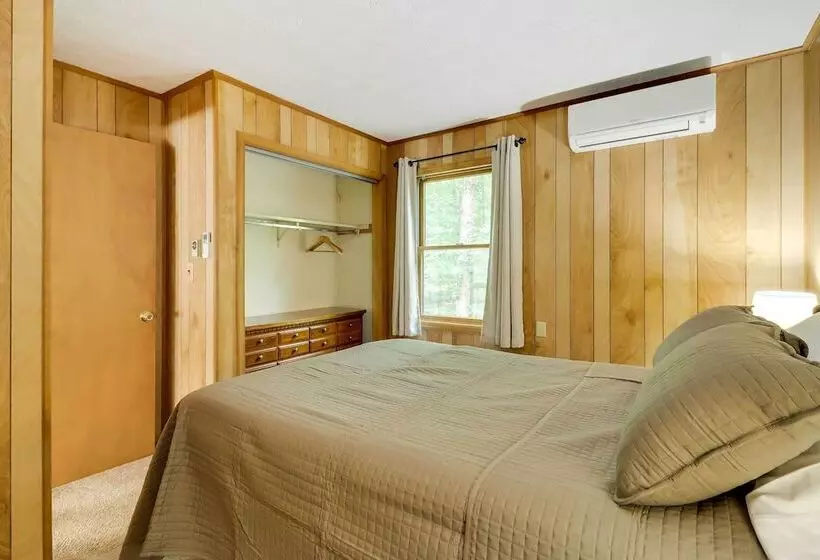 Woodsy Big Bass Lake Hideaway W/ Fire Pit + Deck!