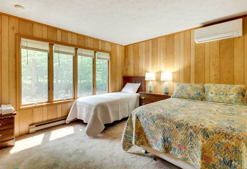 Woodsy Big Bass Lake Hideaway W/ Fire Pit + Deck!