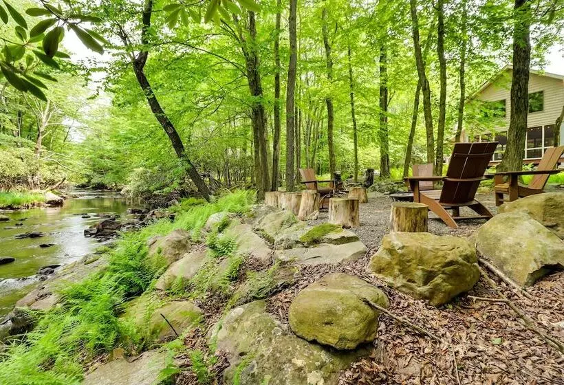 Woodsy Big Bass Lake Hideaway W/ Fire Pit + Deck!