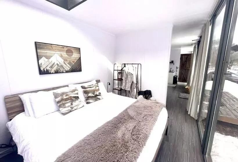 Wyld Glass Caves Durango