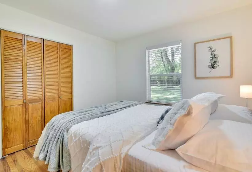 6 Mi To Portland: Home W/ Yard In Beaverton!