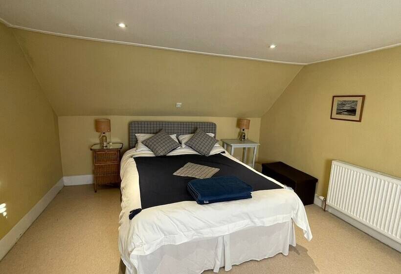 Bed and Breakfast The Fiddichside Inn