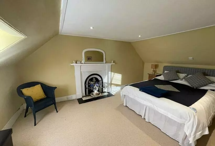 ベッドアンドブレックファースト The Fiddichside Inn