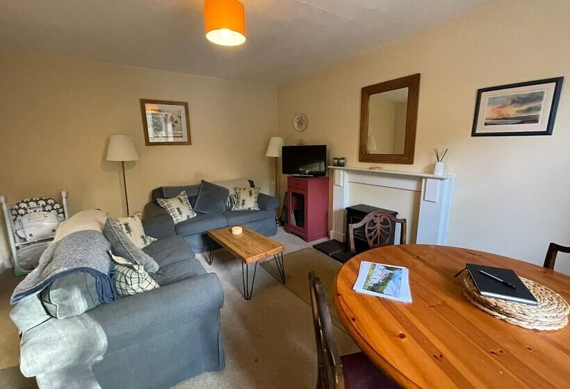 Bed and Breakfast The Fiddichside Inn