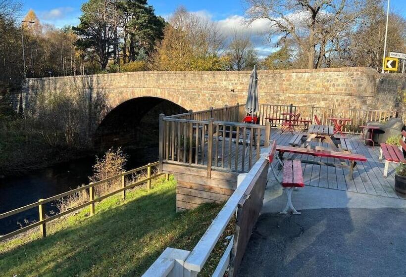 Bed and Breakfast The Fiddichside Inn