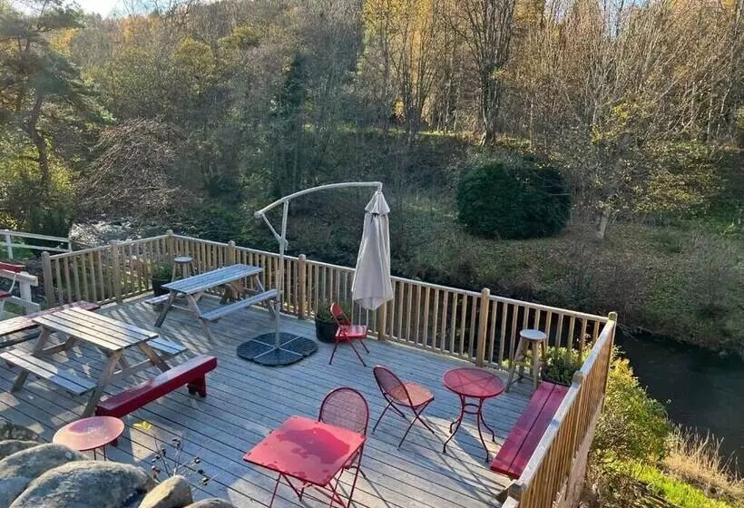 ベッドアンドブレックファースト The Fiddichside Inn