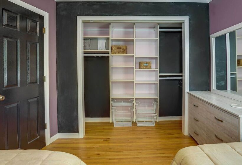 Charming Monroe Township Home   13 Mi To Ru!