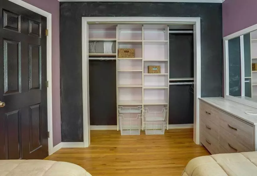 Charming Monroe Township Home   13 Mi To Ru!