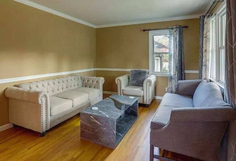 Charming Monroe Township Home   13 Mi To Ru!