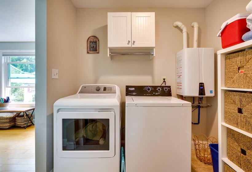 Charming + Updated Villas Home W/ Backyard!