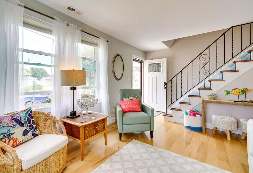 Charming + Updated Villas Home W/ Backyard!