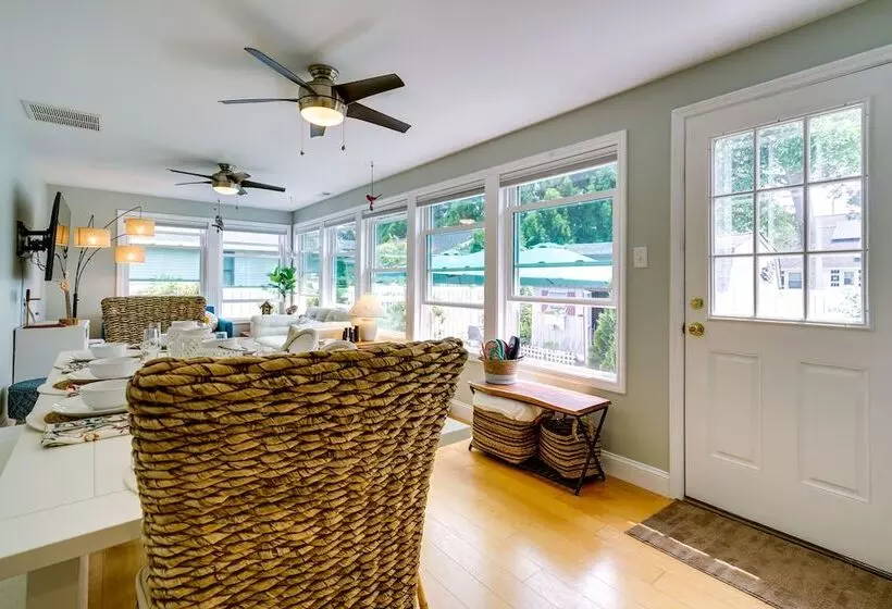 Charming + Updated Villas Home W/ Backyard!