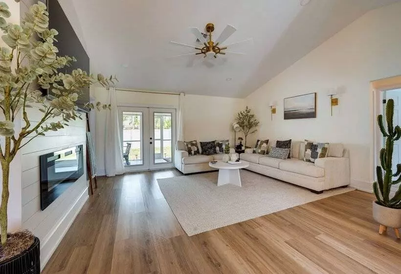 Chic Bonita Springs Vacation Rental, 6 Mi To Beach